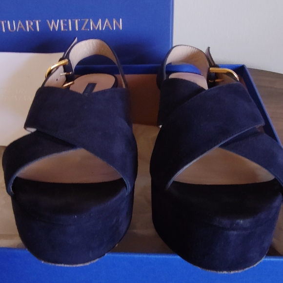 Stuart Weitzman size 7 - Picture 2 of 8